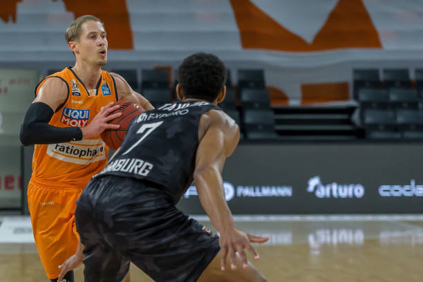 使他能够在 使他能够在